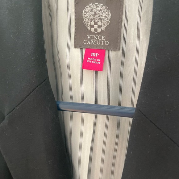 Vince Camuto Blazer - Picture 2 of 2